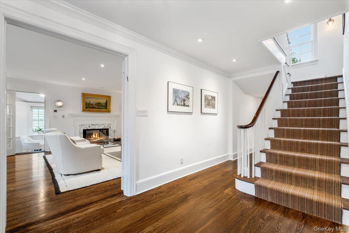 7 Meadow Place, Larchmont, NY 10538