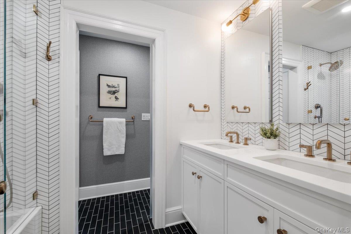 7 Meadow Place, Larchmont, NY 10538