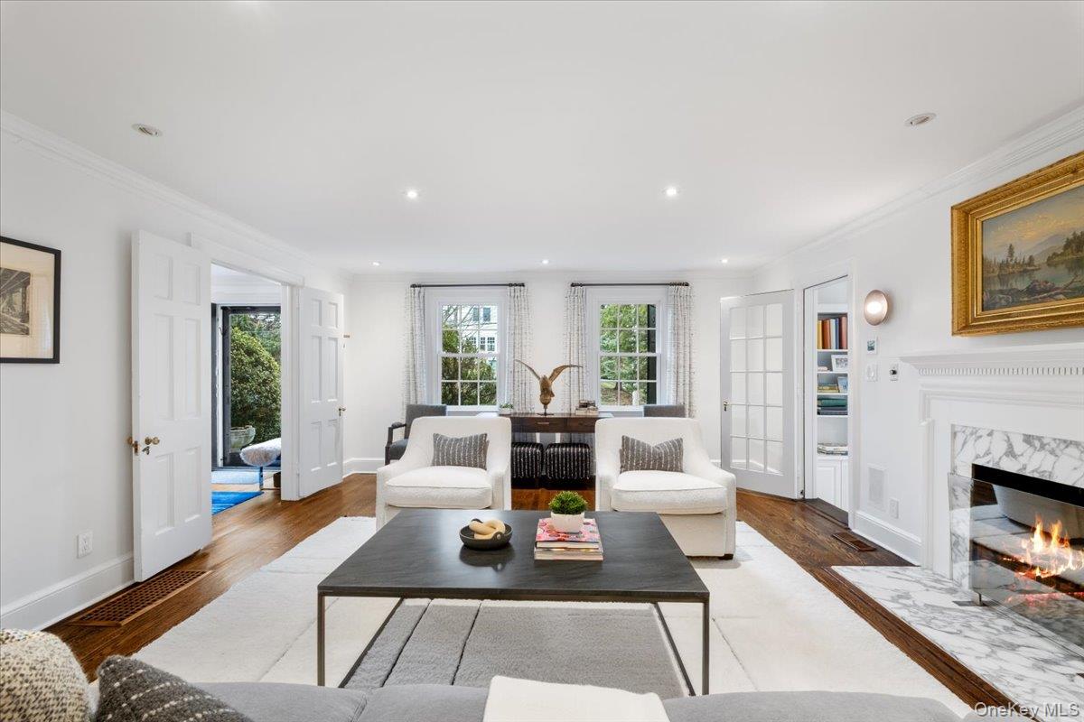 7 Meadow Place, Larchmont, NY 10538