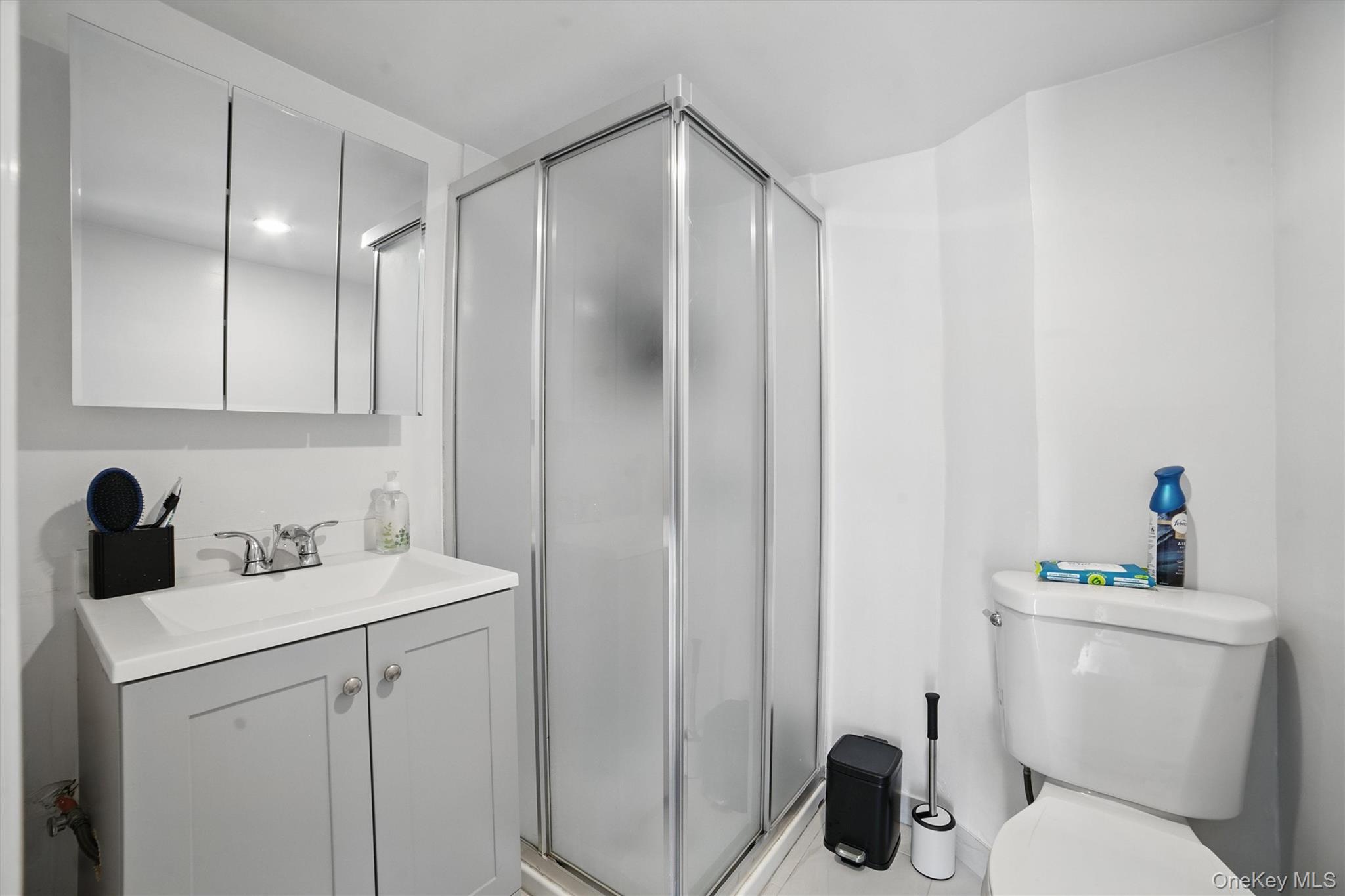 31 Van Cortlandt Park Avenue, Yonkers, NY 10701