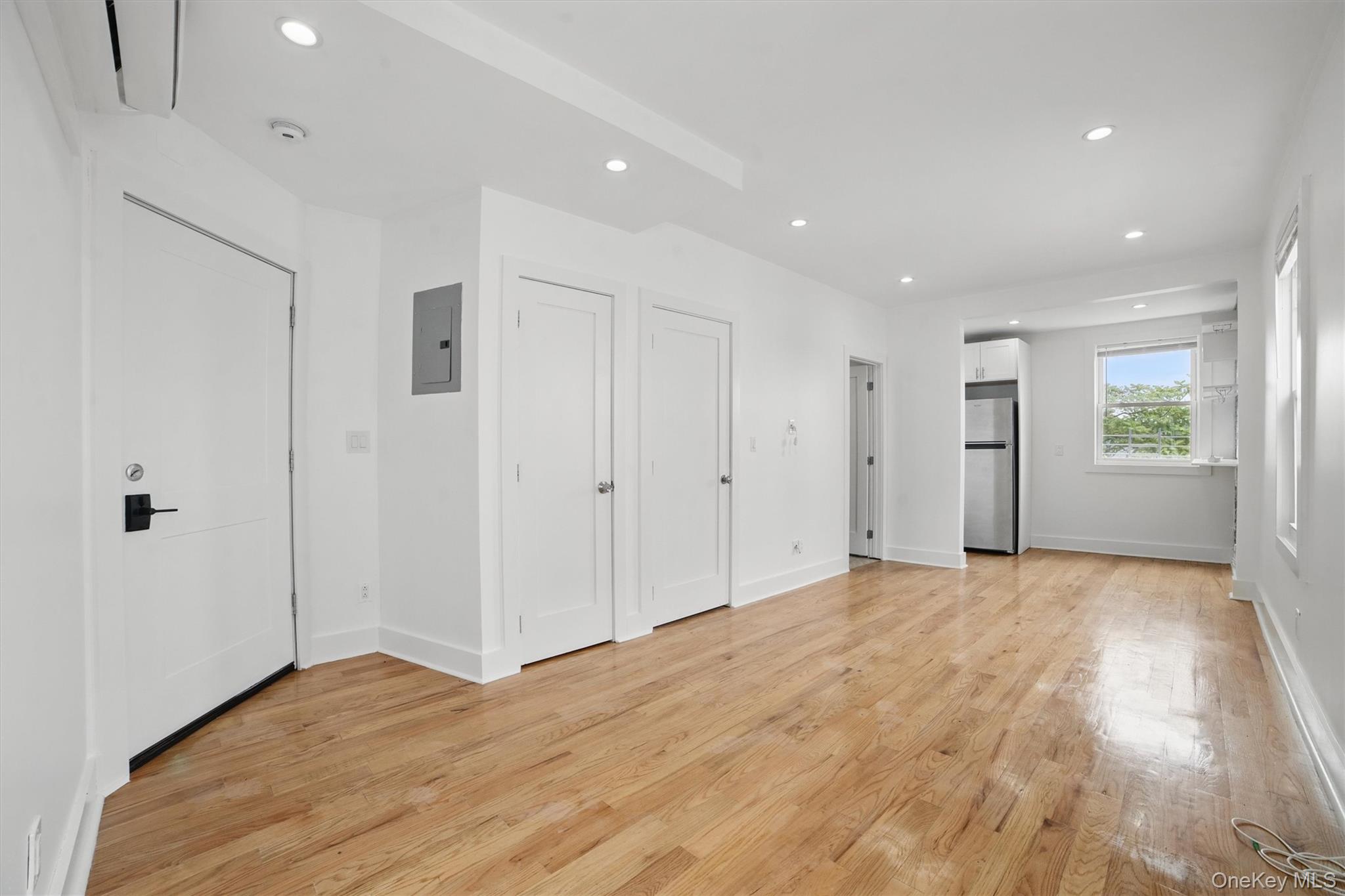 31 Van Cortlandt Park Avenue, Yonkers, NY 10701