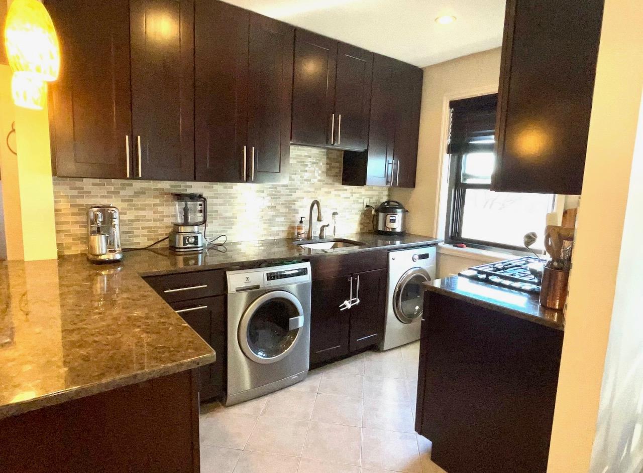 57-21 246 Crescent # 1FL, Douglaston, NY 11362