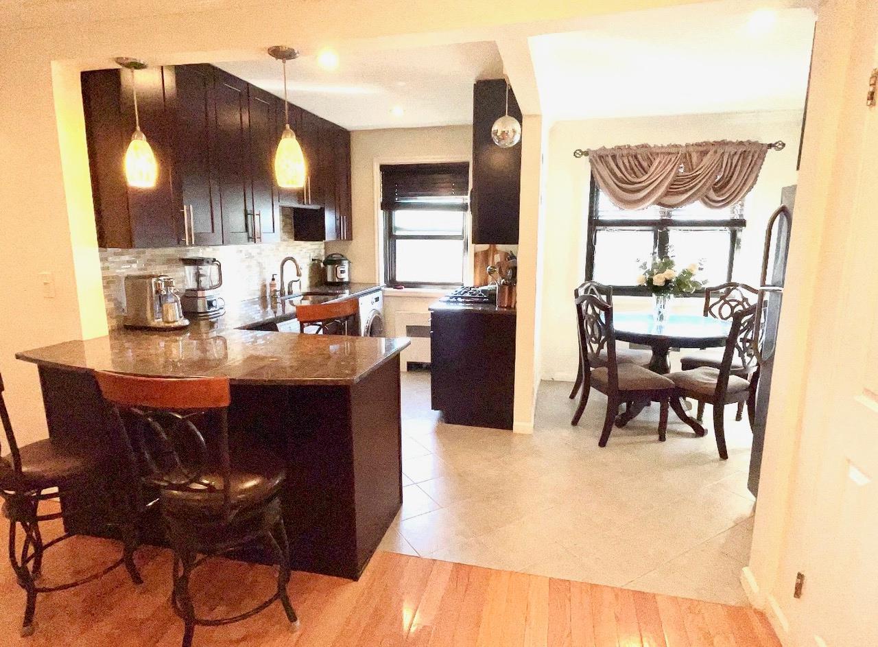 57-21 246 Crescent # 1FL, Douglaston, NY 11362