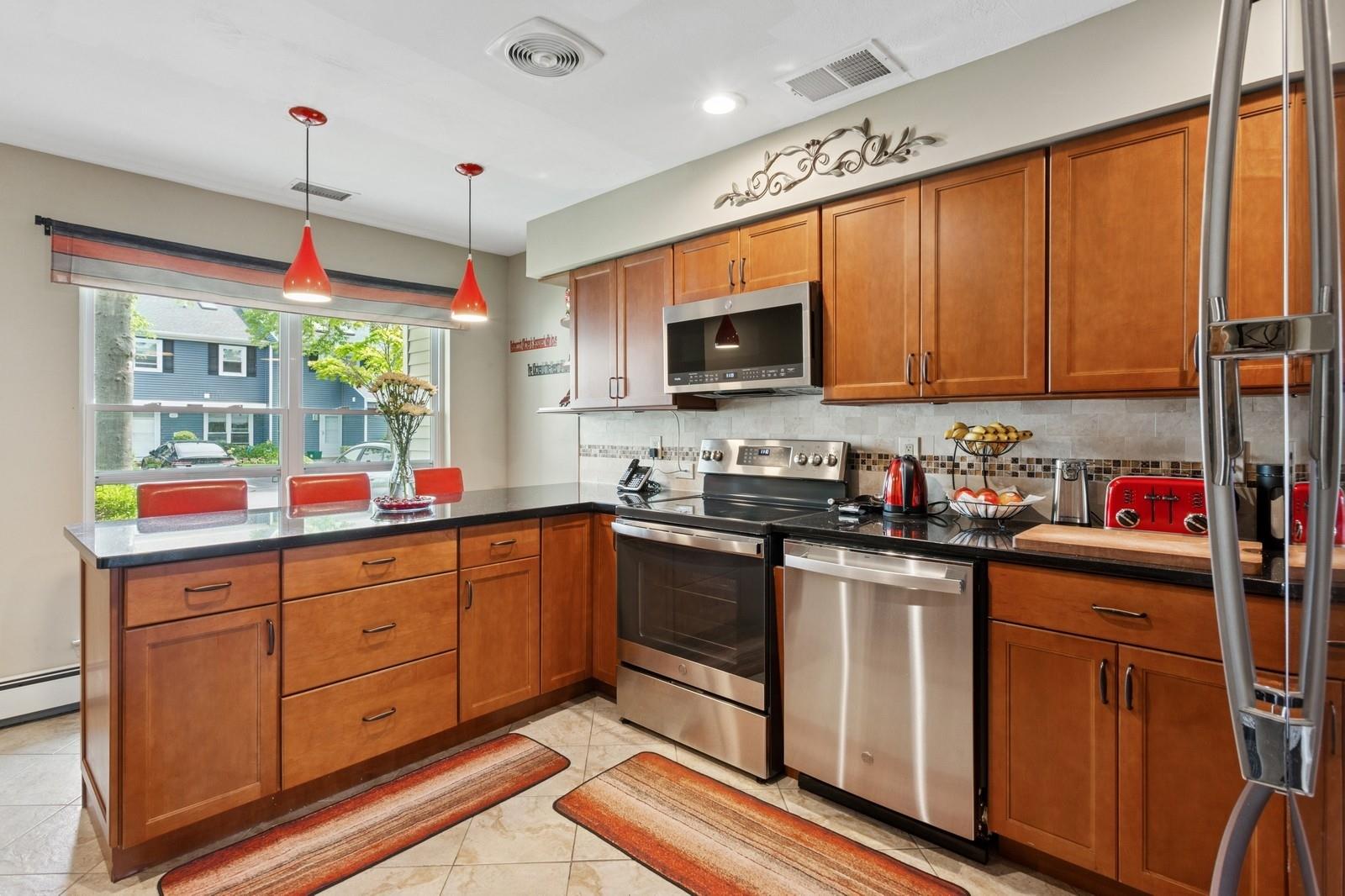 100 Baker Court # 63, Island Park, NY 11558