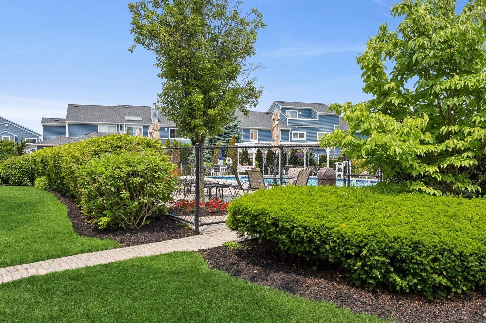 100 Baker Court # 63, Island Park, NY 11558