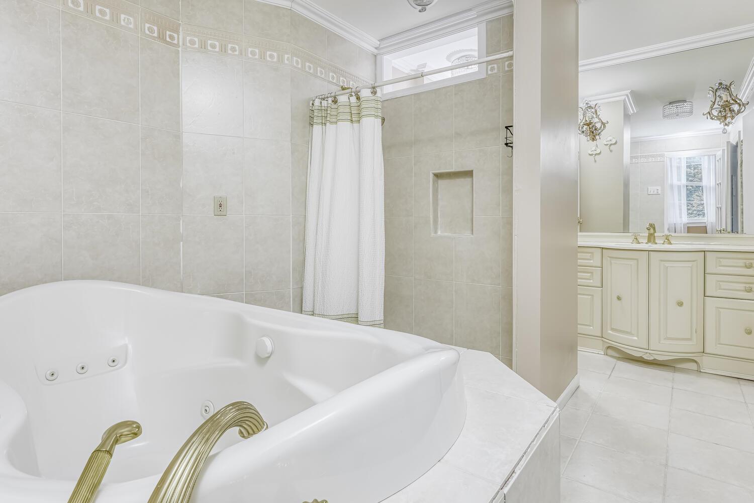 1 Lodi Lane, Monsey, NY 10952