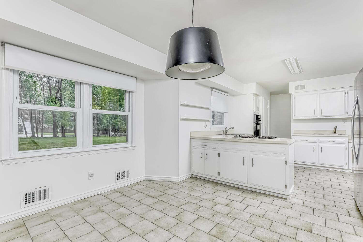 1 Lodi Lane, Monsey, NY 10952