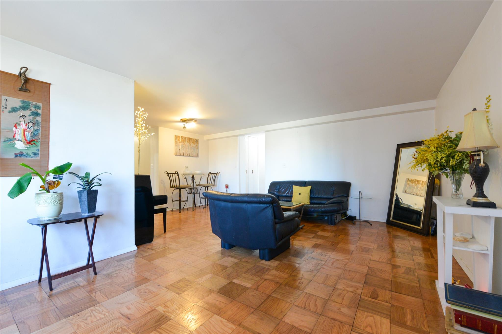 61-20 Grand Central Parkway # B 508, Forest Hills, NY 11375