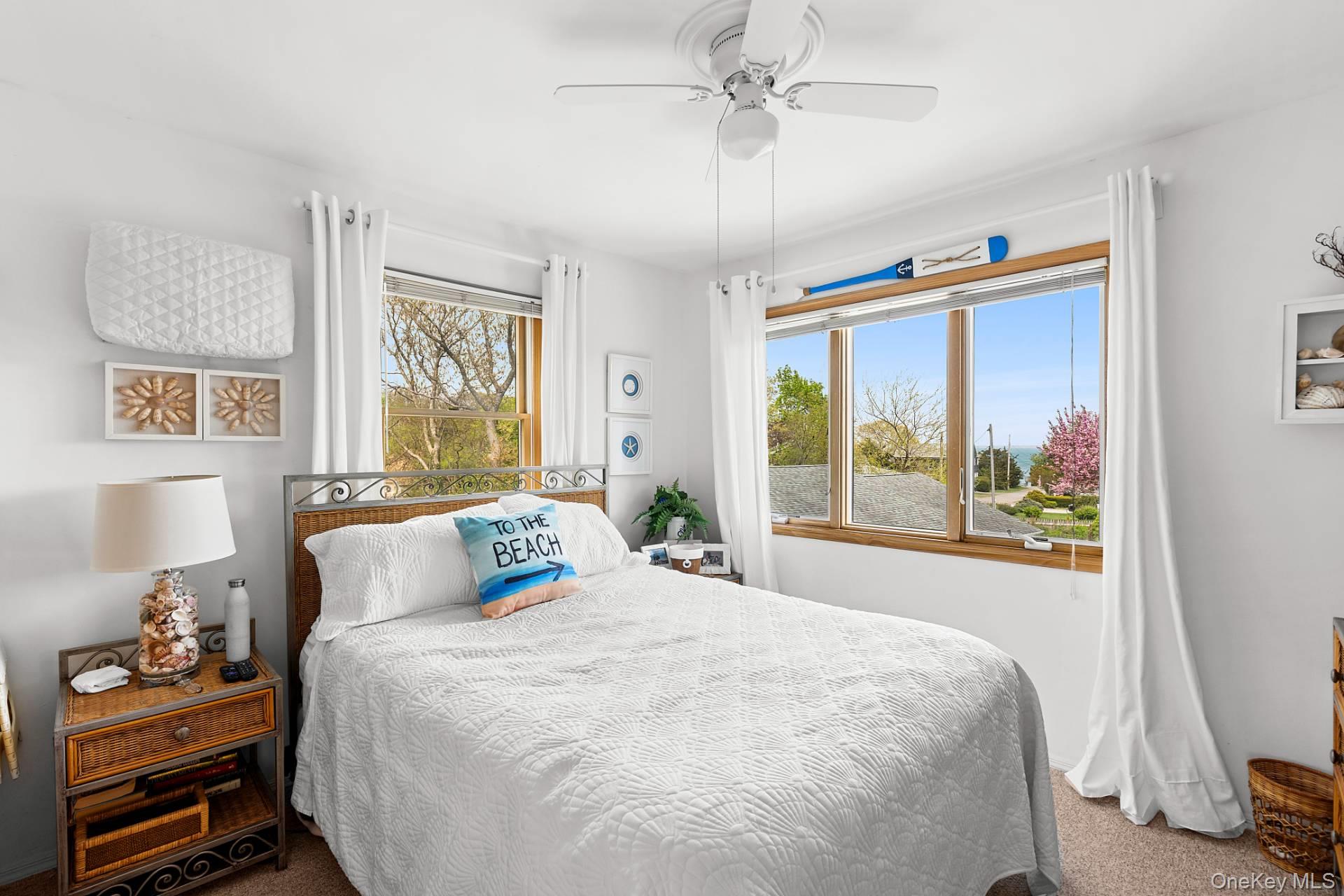 73 North Road, Hampton Bays, NY 11946