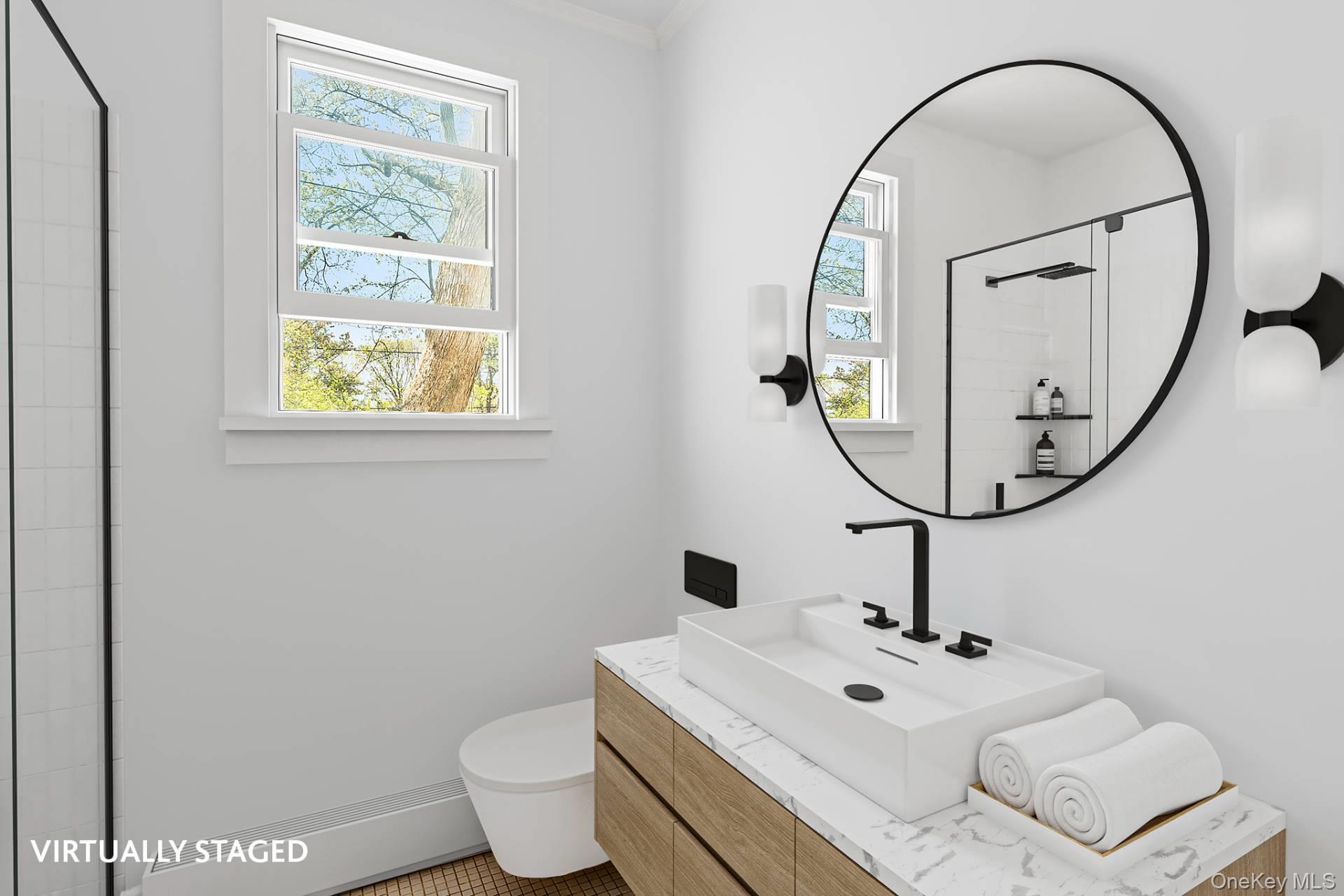 73 North Road, Hampton Bays, NY 11946