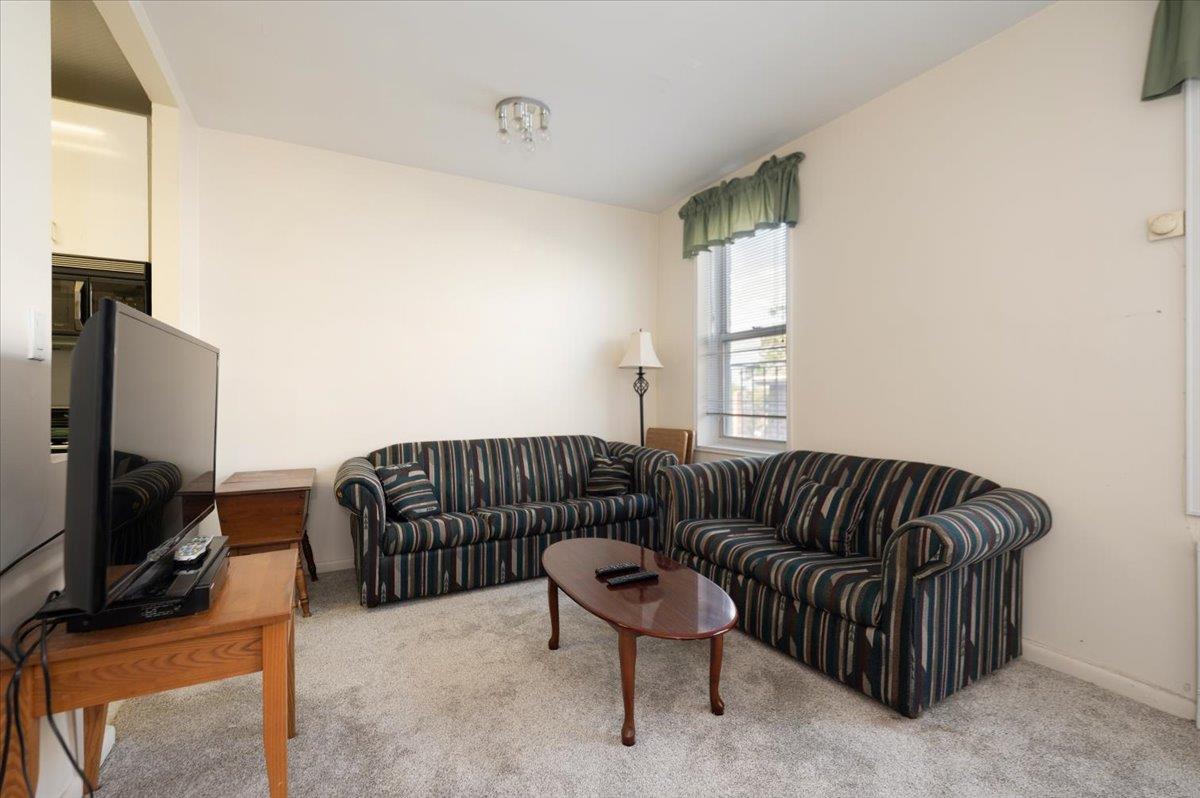 16 Main Street # 3Y, East Rockaway, NY 11518