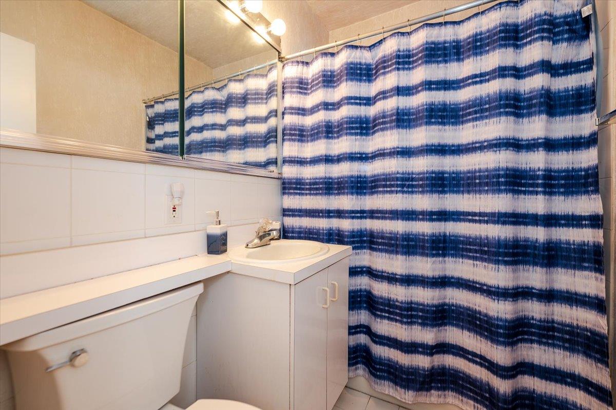 16 Main Street # 3Y, East Rockaway, NY 11518