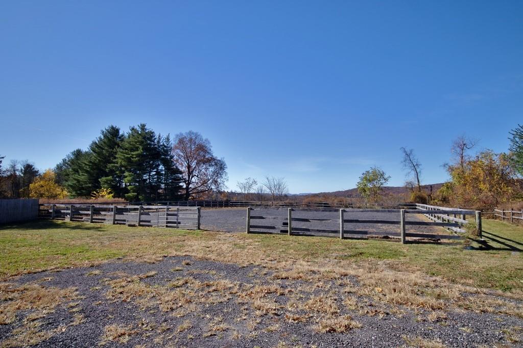239 Hynes Road, Poughquag, NY 12570