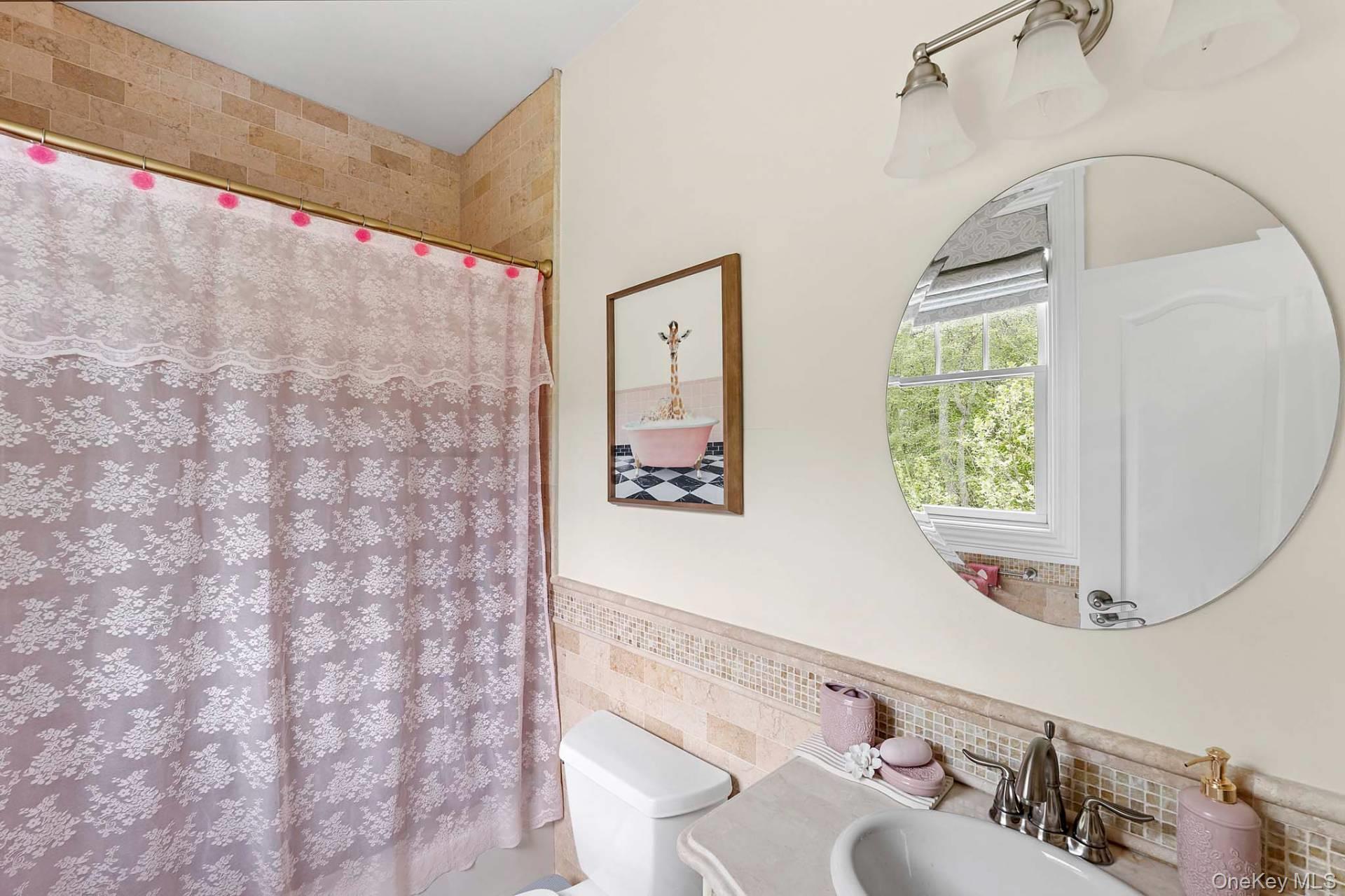 4 White Oak Lane, Southampton, NY 11968