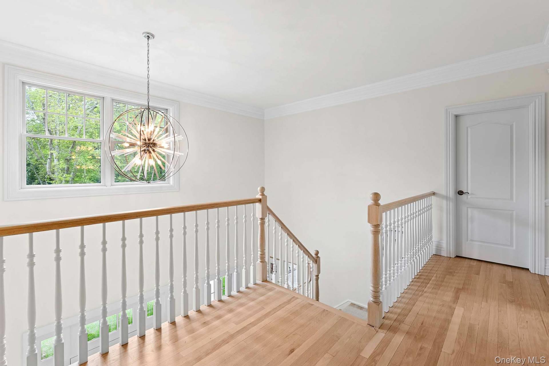 4 White Oak Lane, Southampton, NY 11968