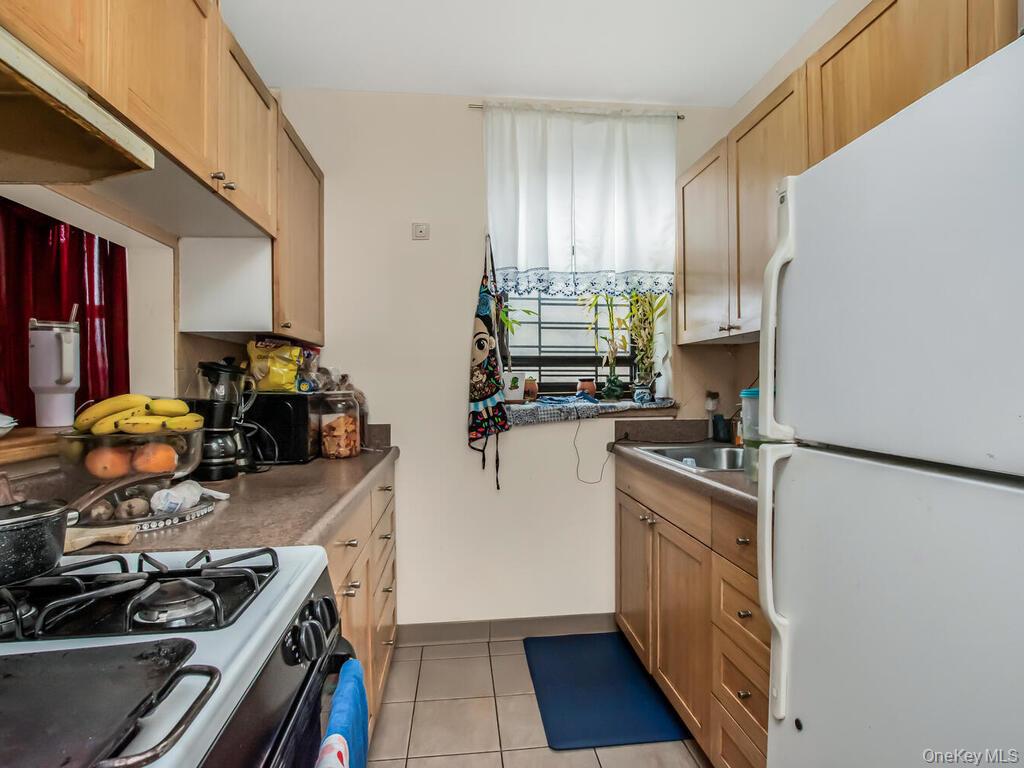 1347 Bristow Street # 4B, Bronx, NY 10459