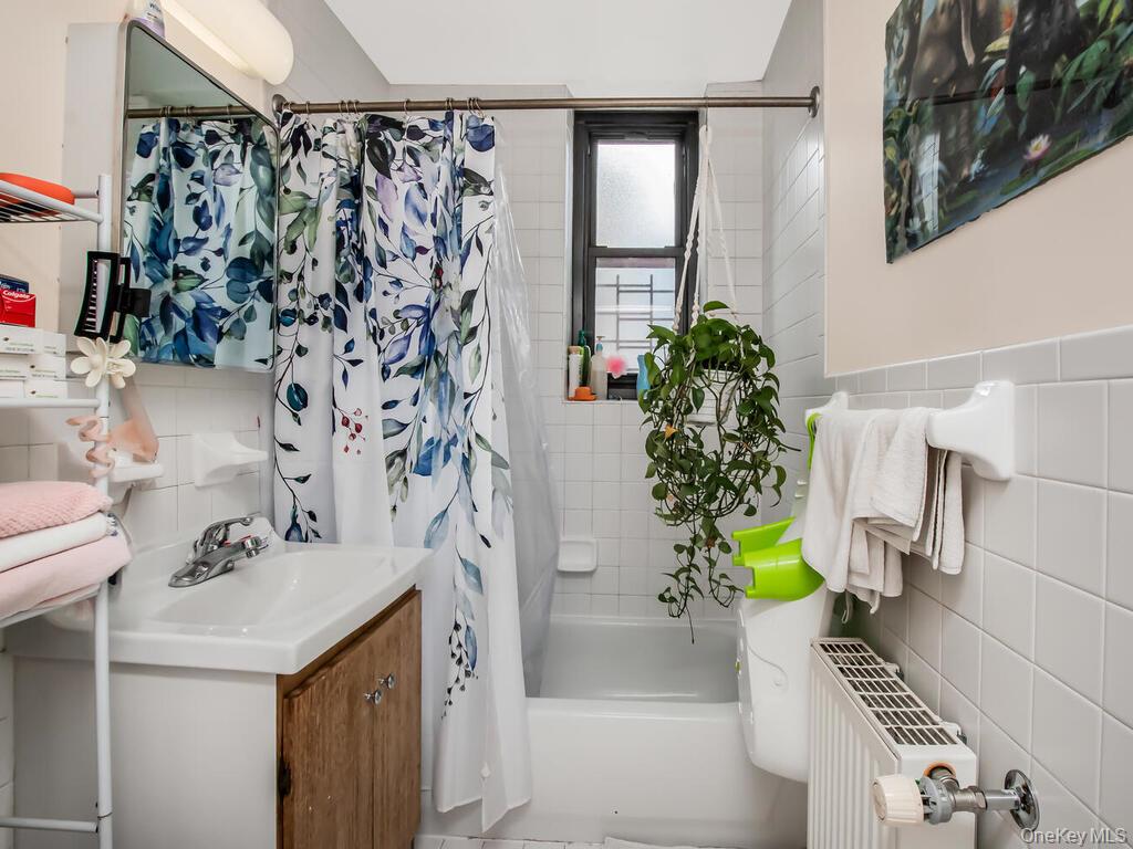 1347 Bristow Street # 4B, Bronx, NY 10459