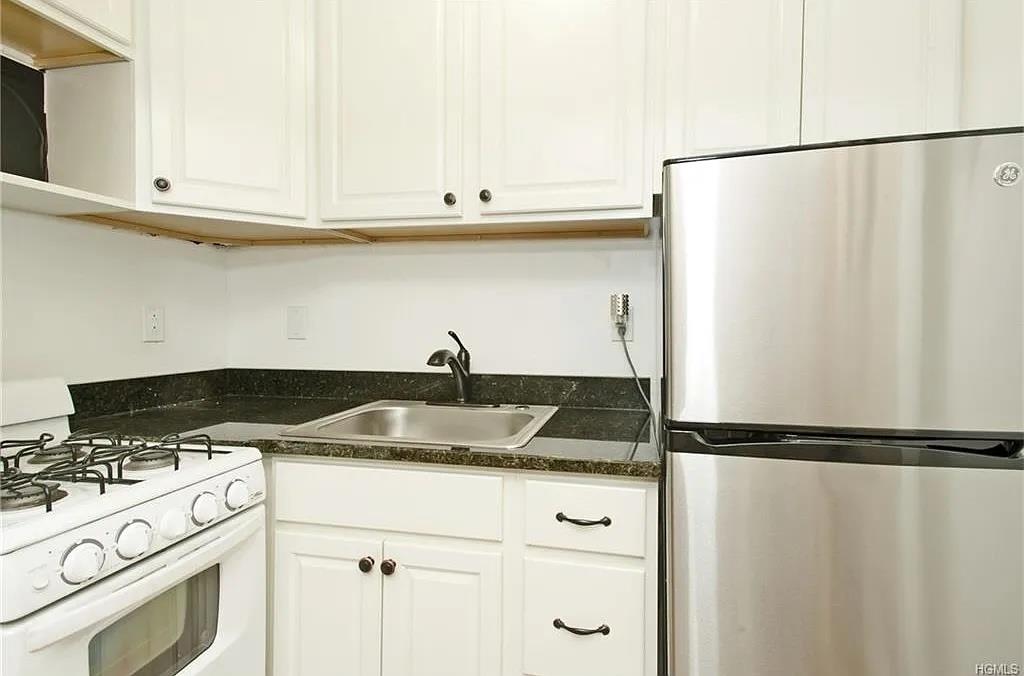 1122 Yonkers # 1E, Yonkers, NY 10704