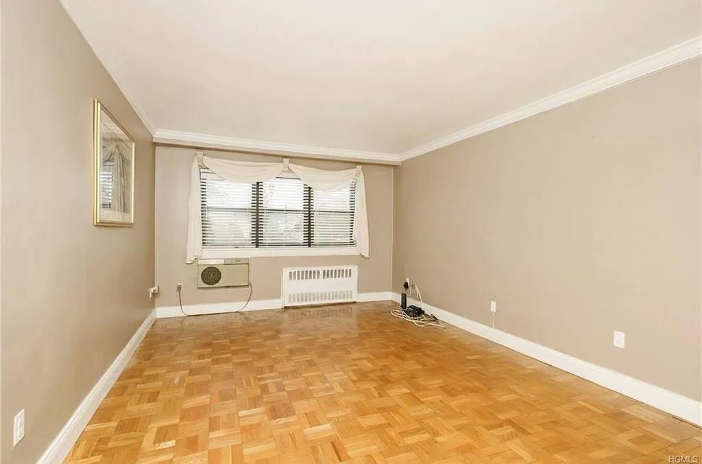 1122 Yonkers # 1E, Yonkers, NY 10704