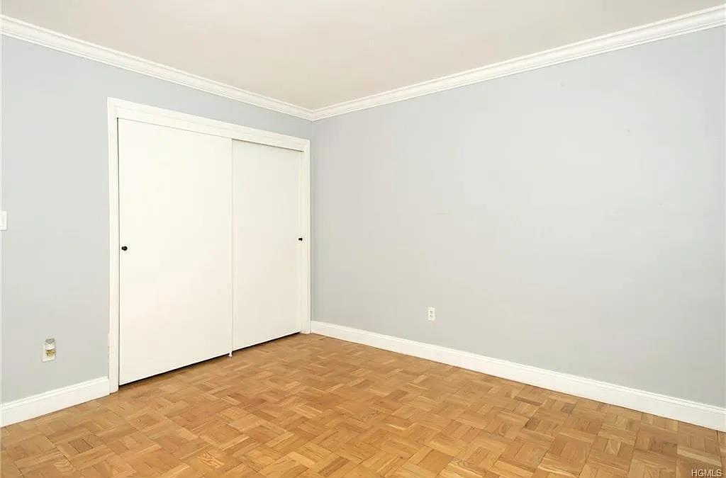 1122 Yonkers # 1E, Yonkers, NY 10704