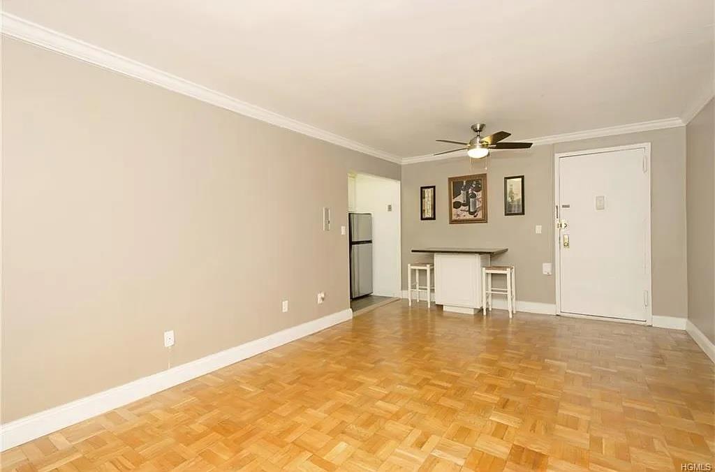 1122 Yonkers # 1E, Yonkers, NY 10704