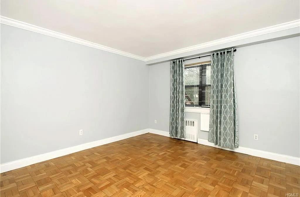 1122 Yonkers # 1E, Yonkers, NY 10704