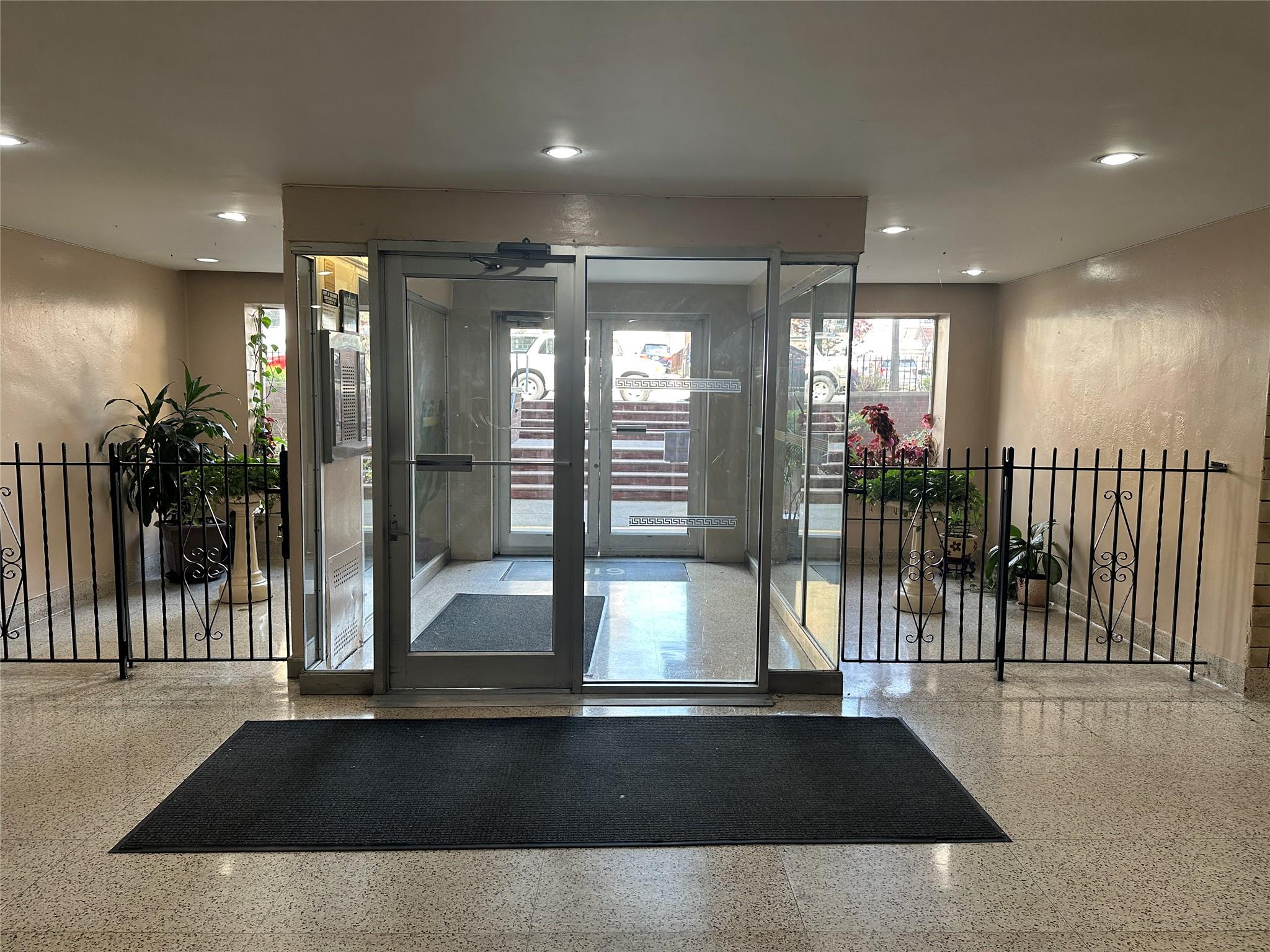 610 Waring Avenue # 6C, Bronx, NY 10467