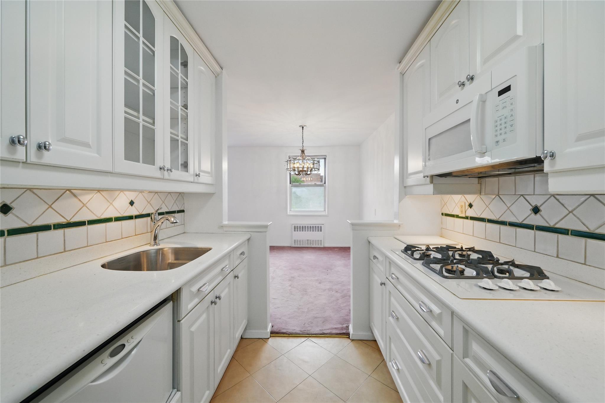 600 Locust Street # 7C, Mount Vernon, NY 10552