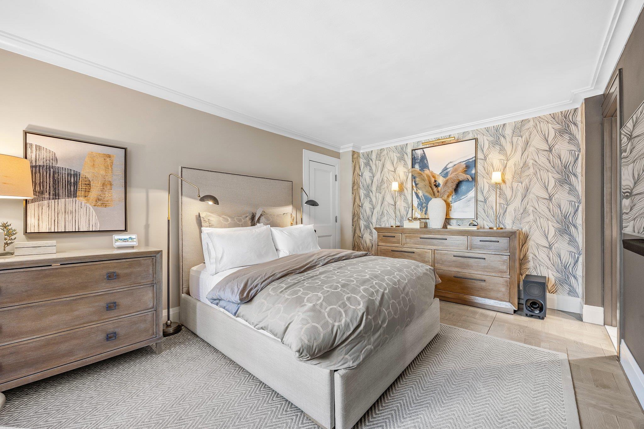 50 Sutton Place S # 16F, New York (Manhattan), NY 10022