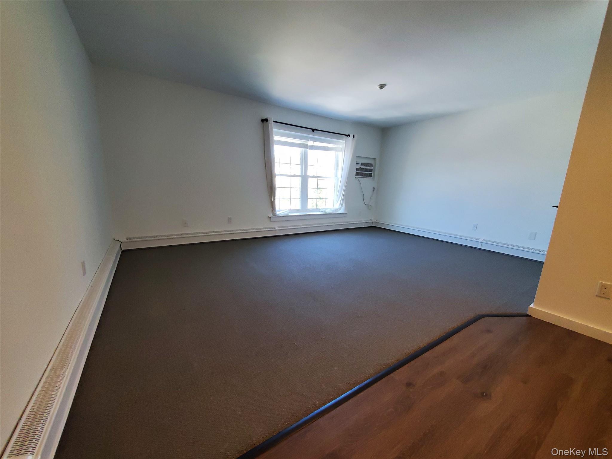 100 Mariners Way, Port Jefferson, NY 11777