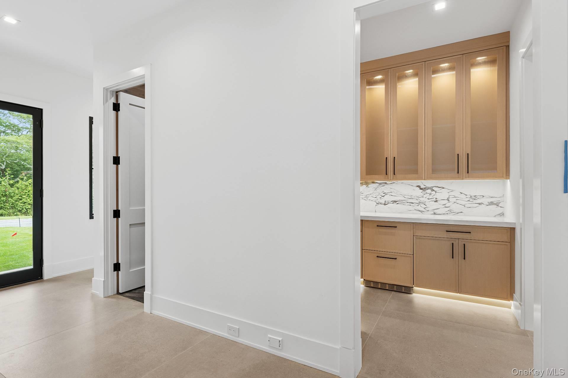 150 Edge Of Woods Road, Southampton, NY 11968