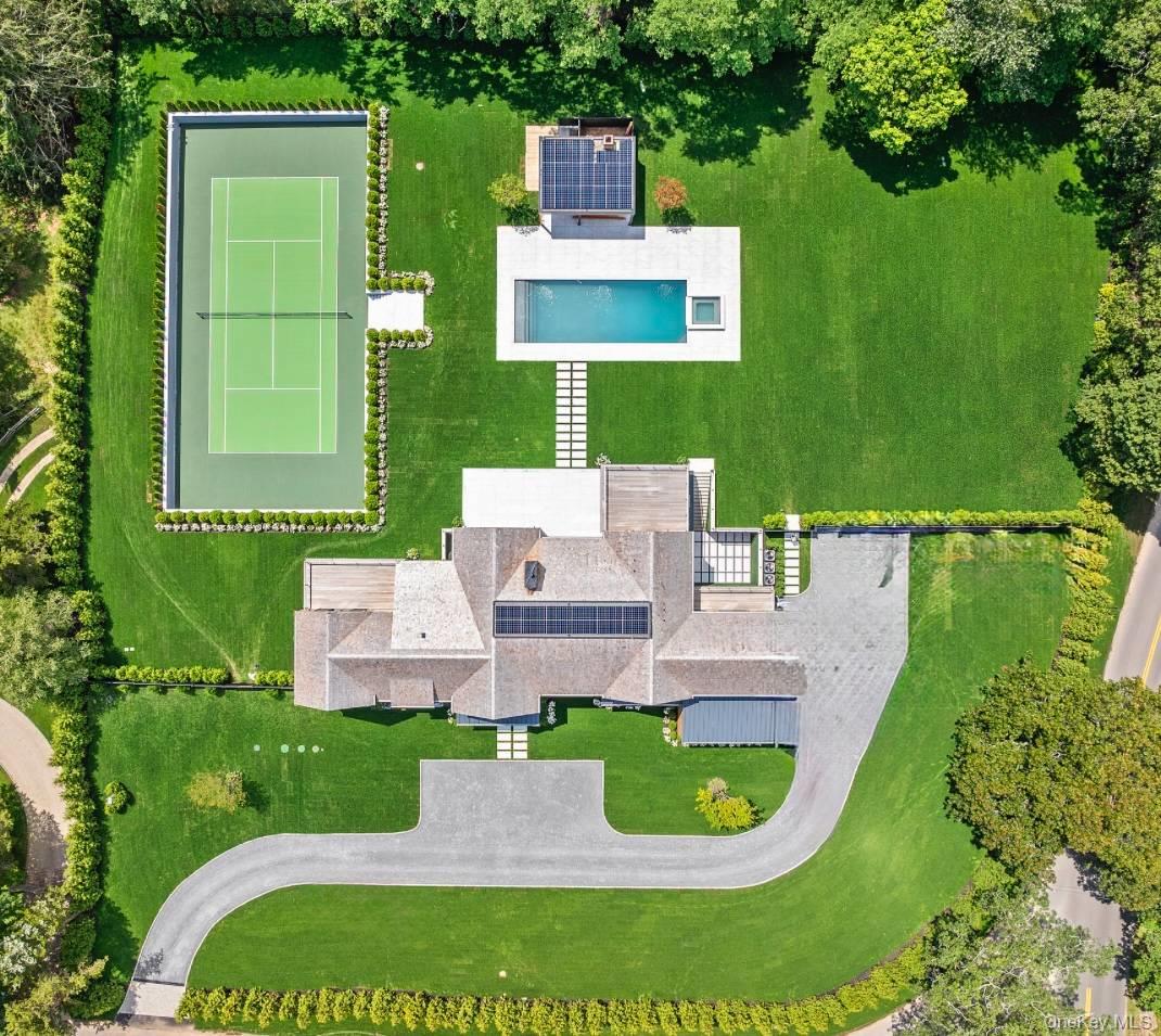 150 Edge Of Woods Road, Southampton, NY 11968