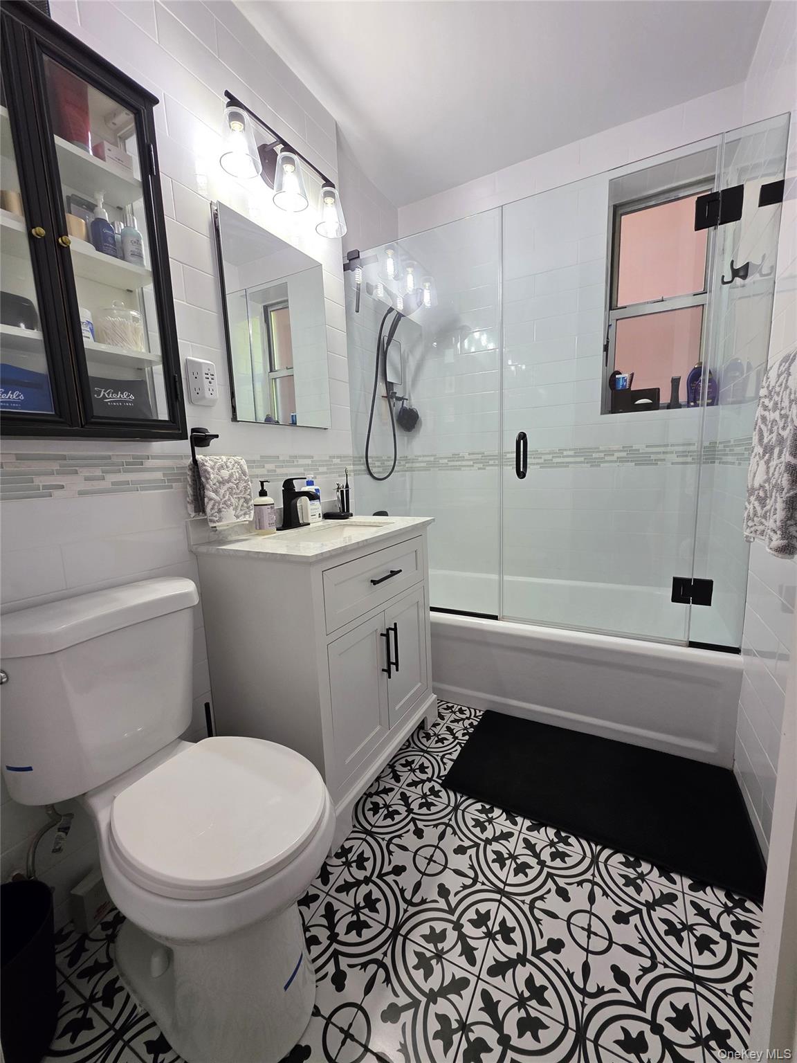 117-01 Park Lane South # A3C, Kew Gardens, NY 11415