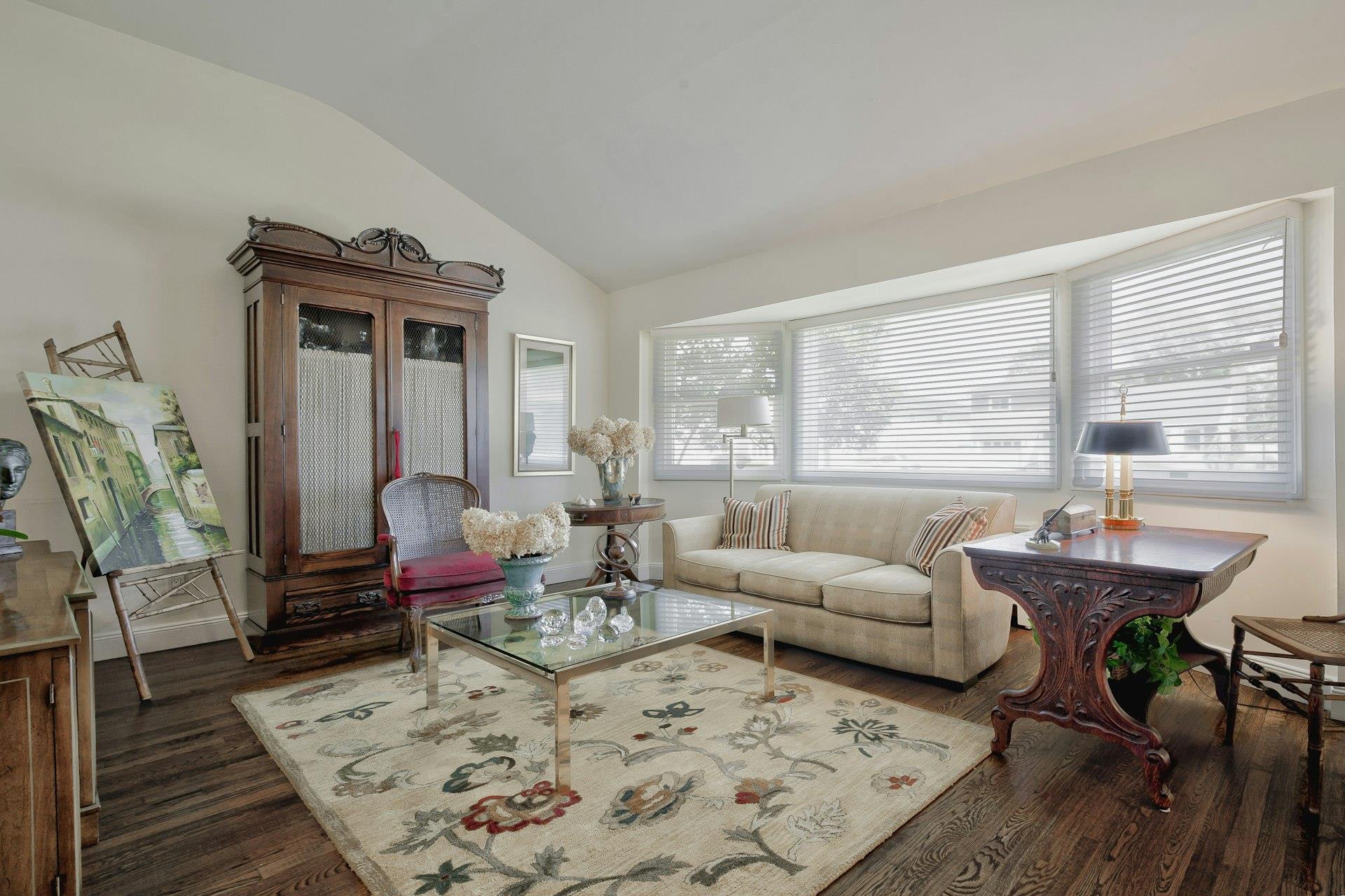 2175 Wantagh Park Drive, Wantagh, NY 11793