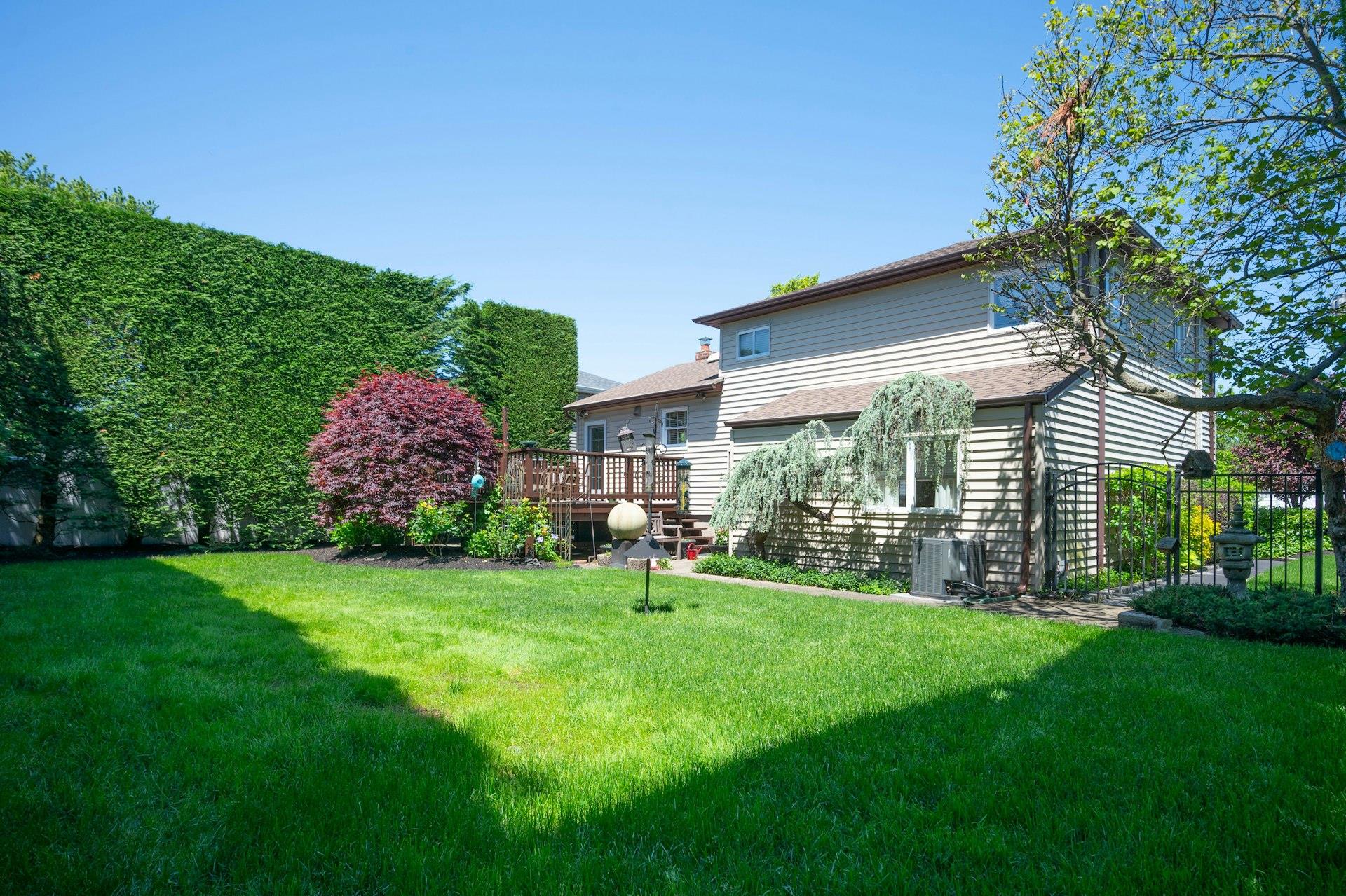 2175 Wantagh Park Drive, Wantagh, NY 11793