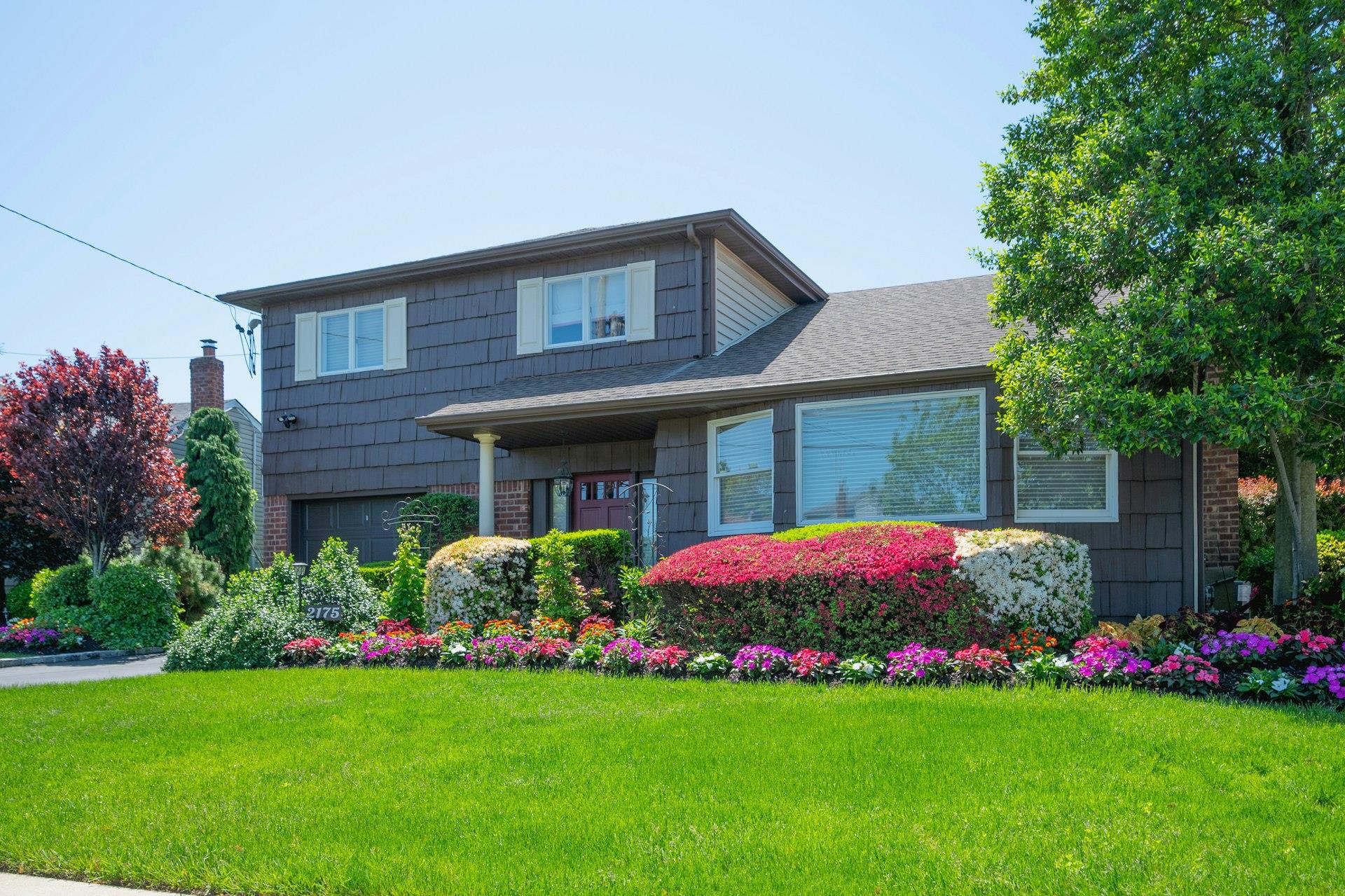 2175 Wantagh Park Drive, Wantagh, NY 11793