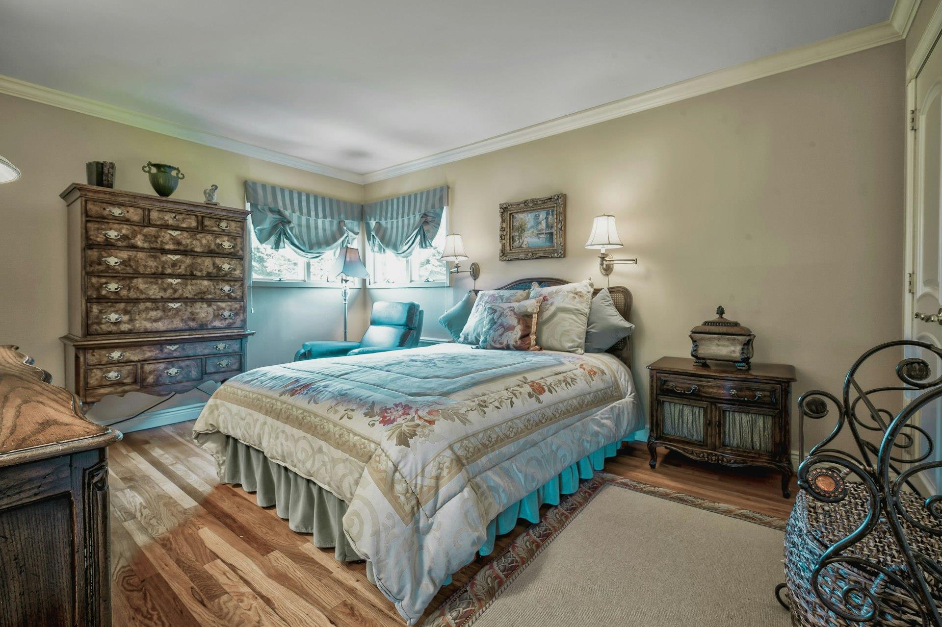 2175 Wantagh Park Drive, Wantagh, NY 11793