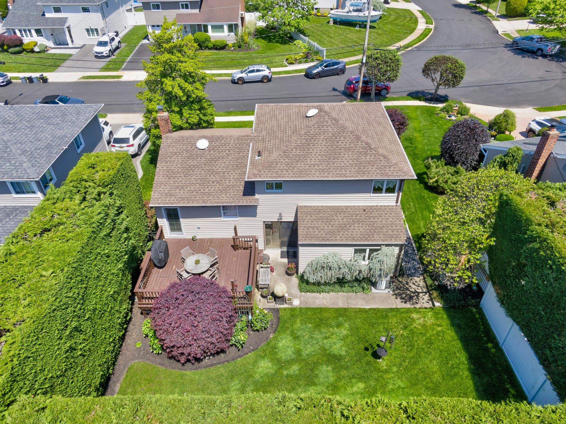 2175 Wantagh Park Drive, Wantagh, NY 11793