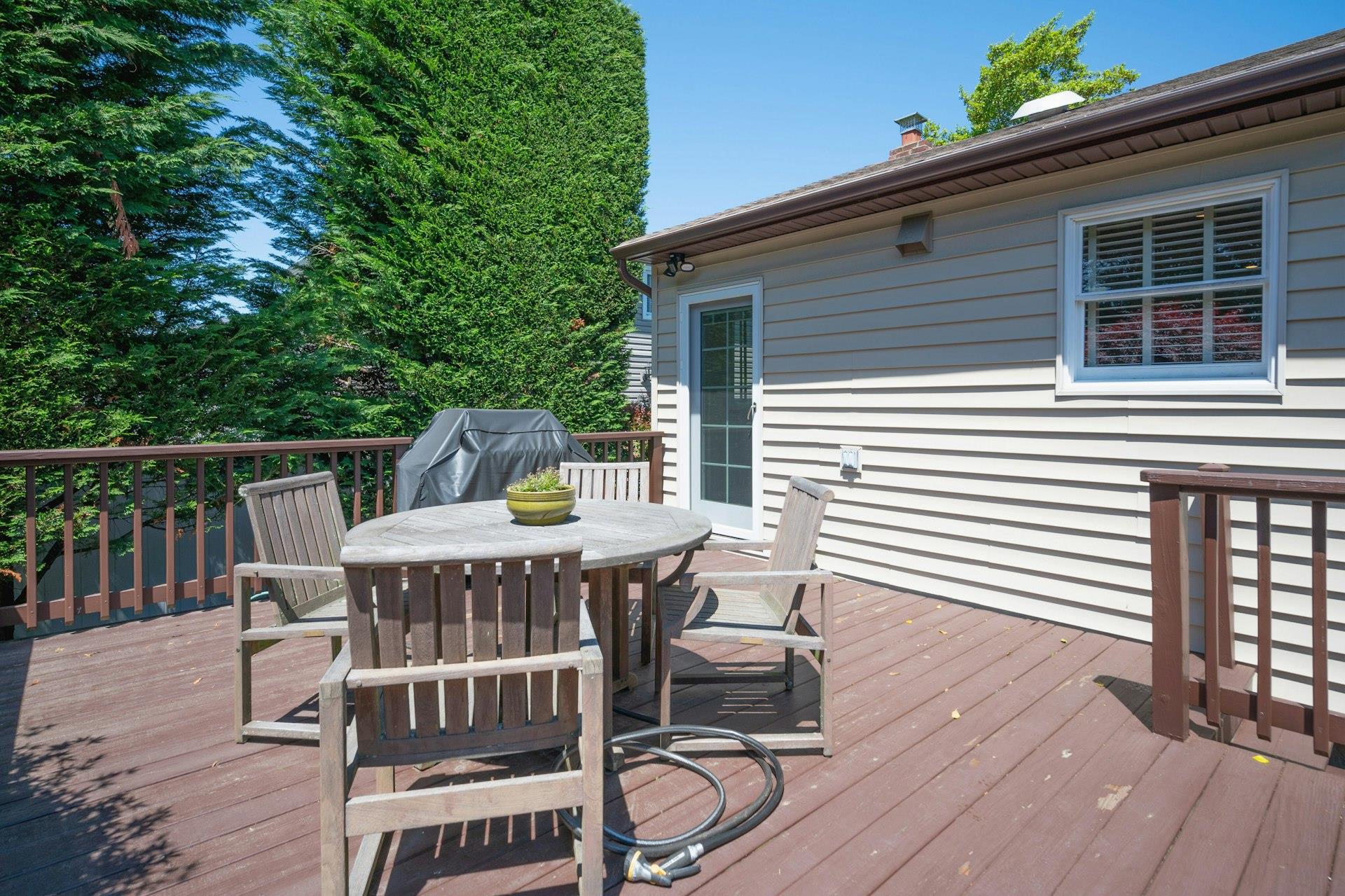 2175 Wantagh Park Drive, Wantagh, NY 11793