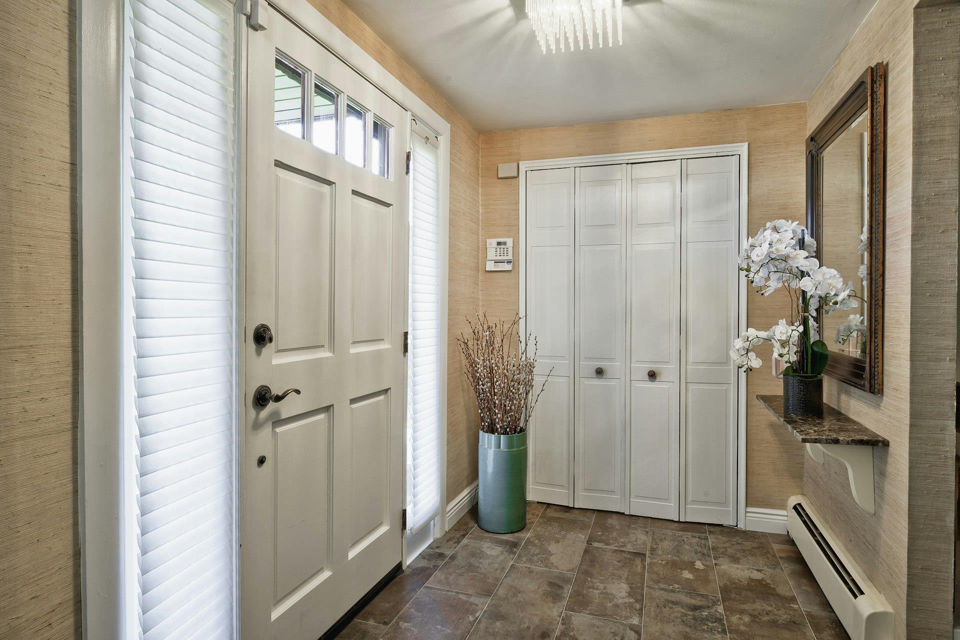 2175 Wantagh Park Drive, Wantagh, NY 11793