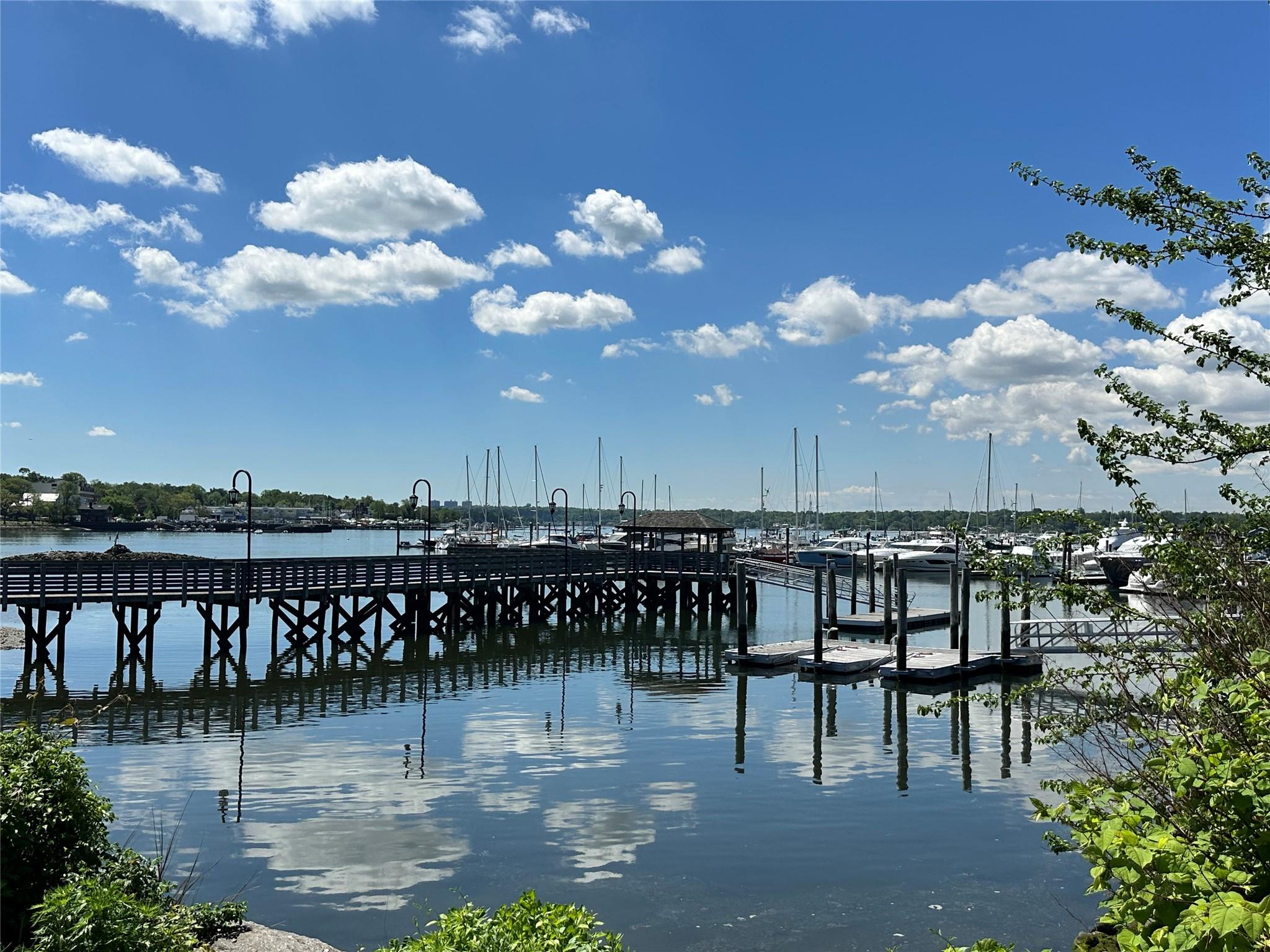 13 Linwood Road S, Port Washington, NY 11050