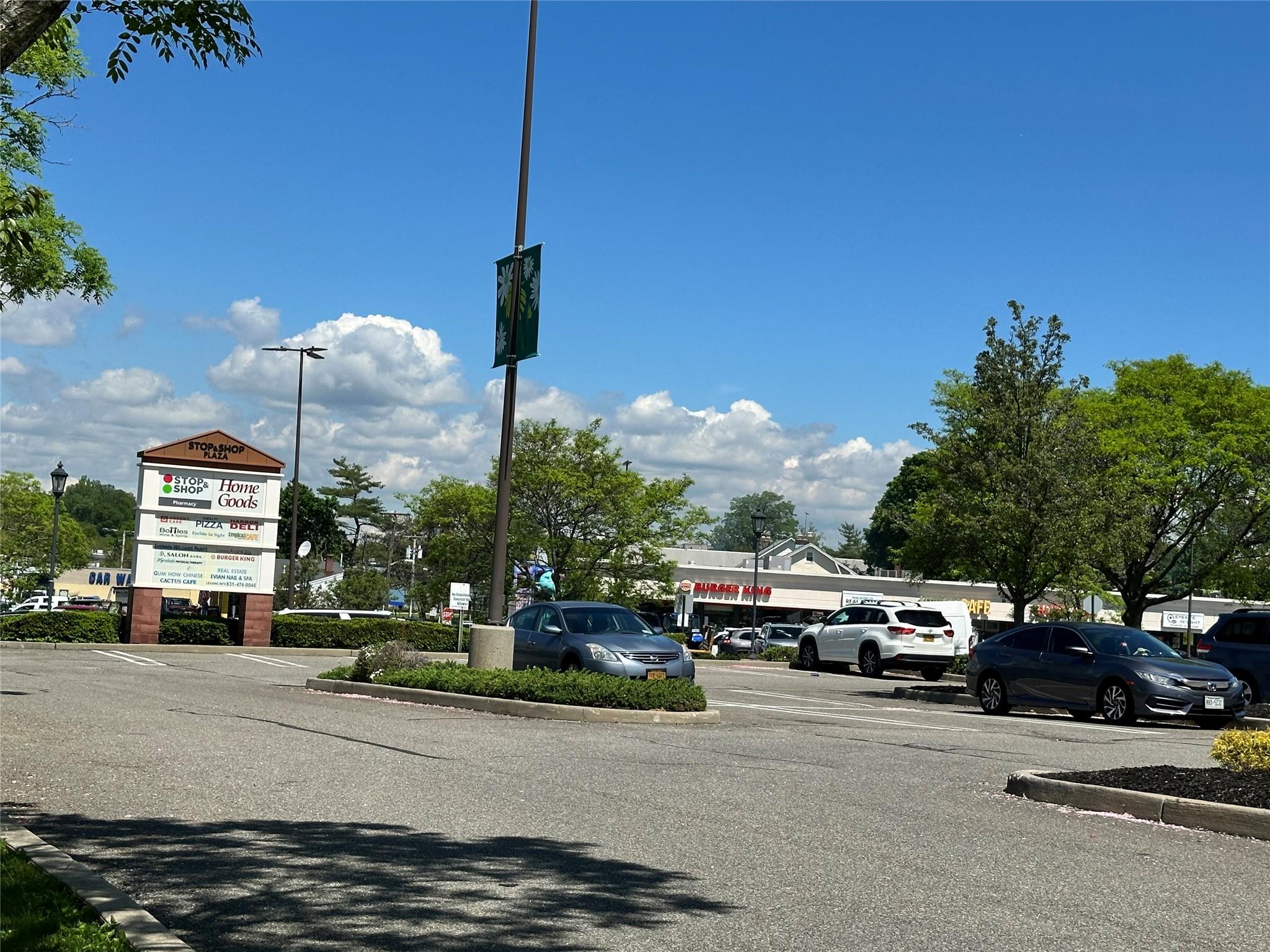 13 Linwood Road S, Port Washington, NY 11050