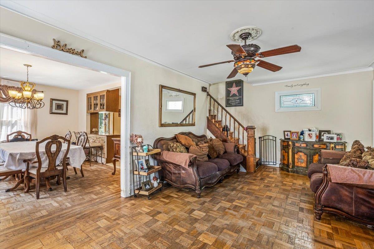 321 Rolling Street, Malverne, NY 11565