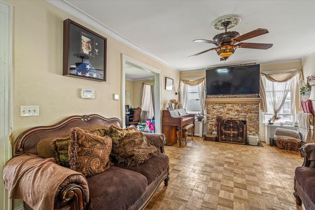 321 Rolling Street, Malverne, NY 11565