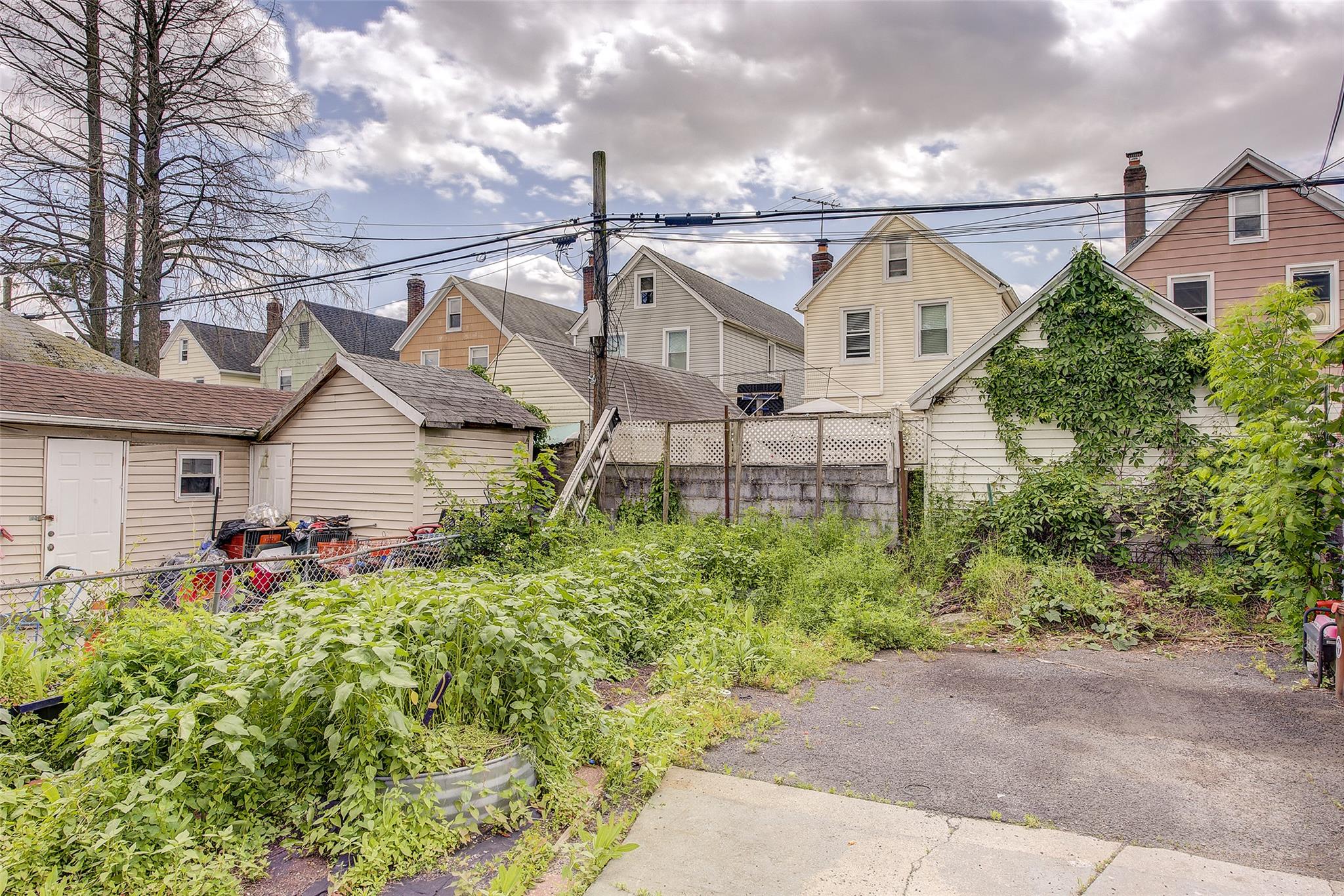 88-22 186th Street, Hollis, NY 11423