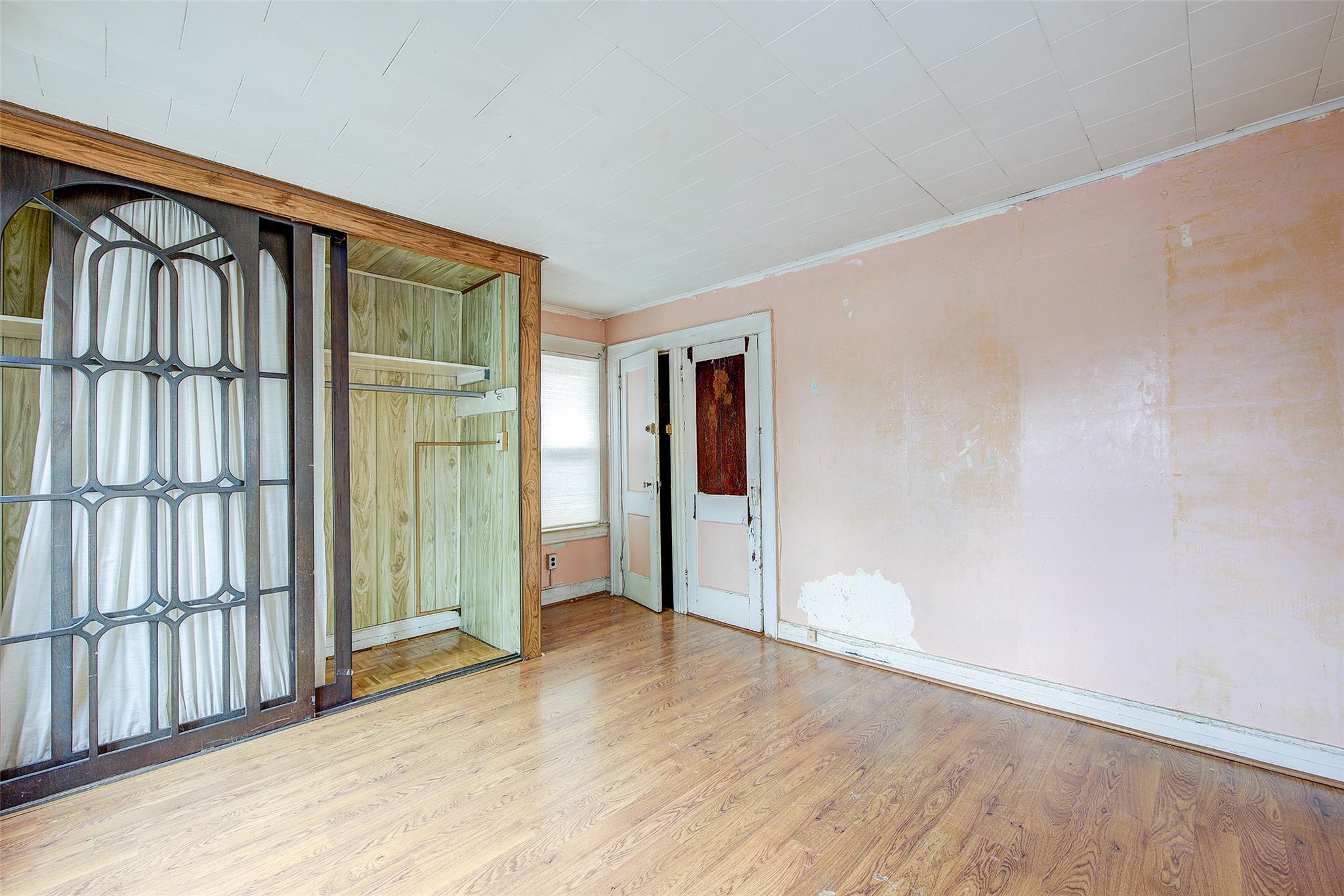 88-22 186th Street, Hollis, NY 11423