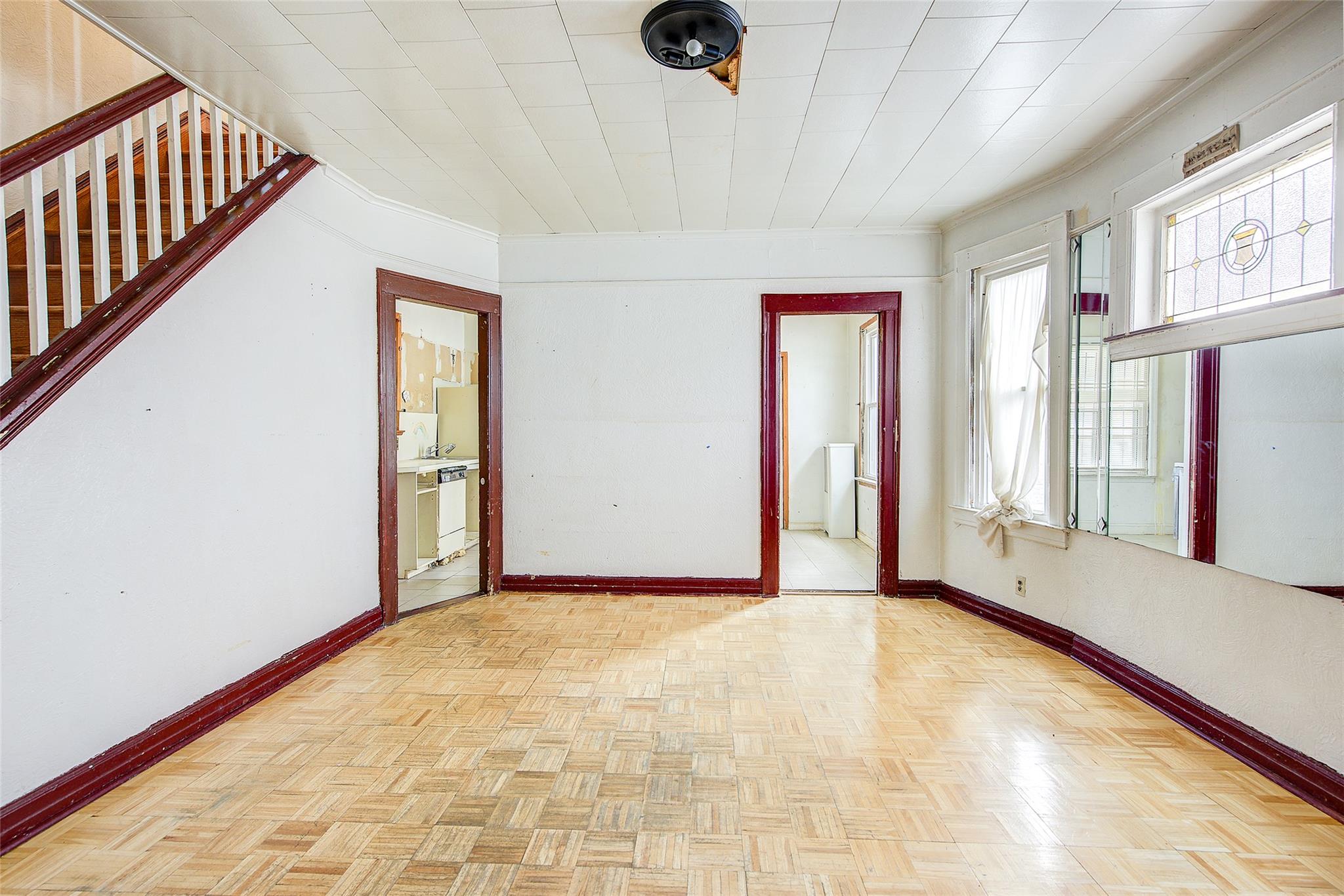 88-22 186th Street, Hollis, NY 11423