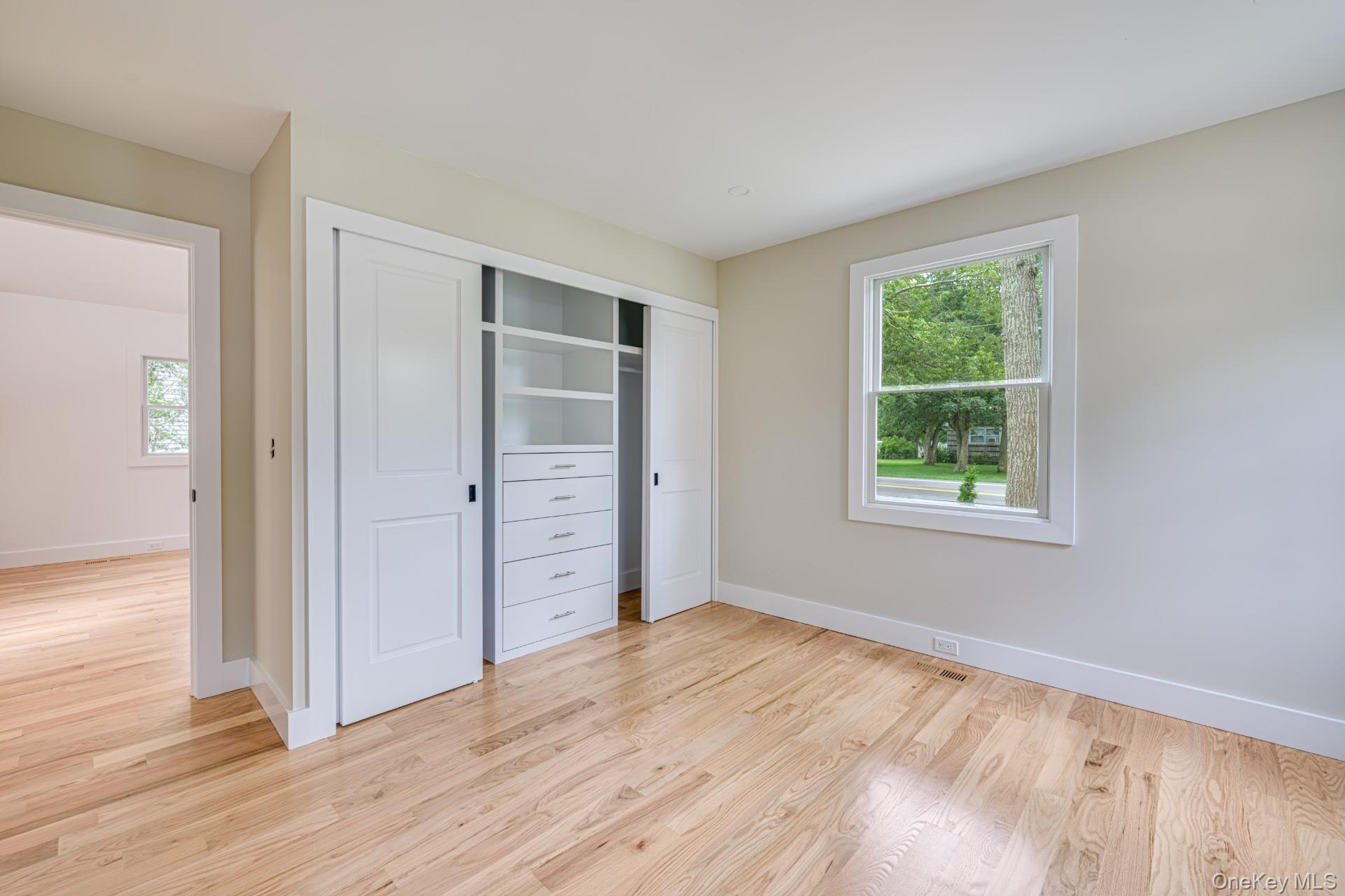 1 Lynnwood Court, Hampton Bays, NY 11946