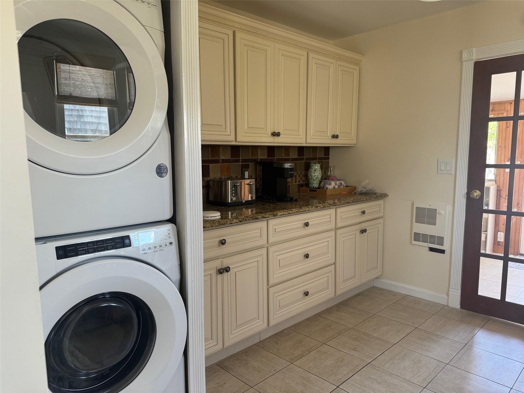 917 Evergreen Walk, Ocean Beach, NY 11770