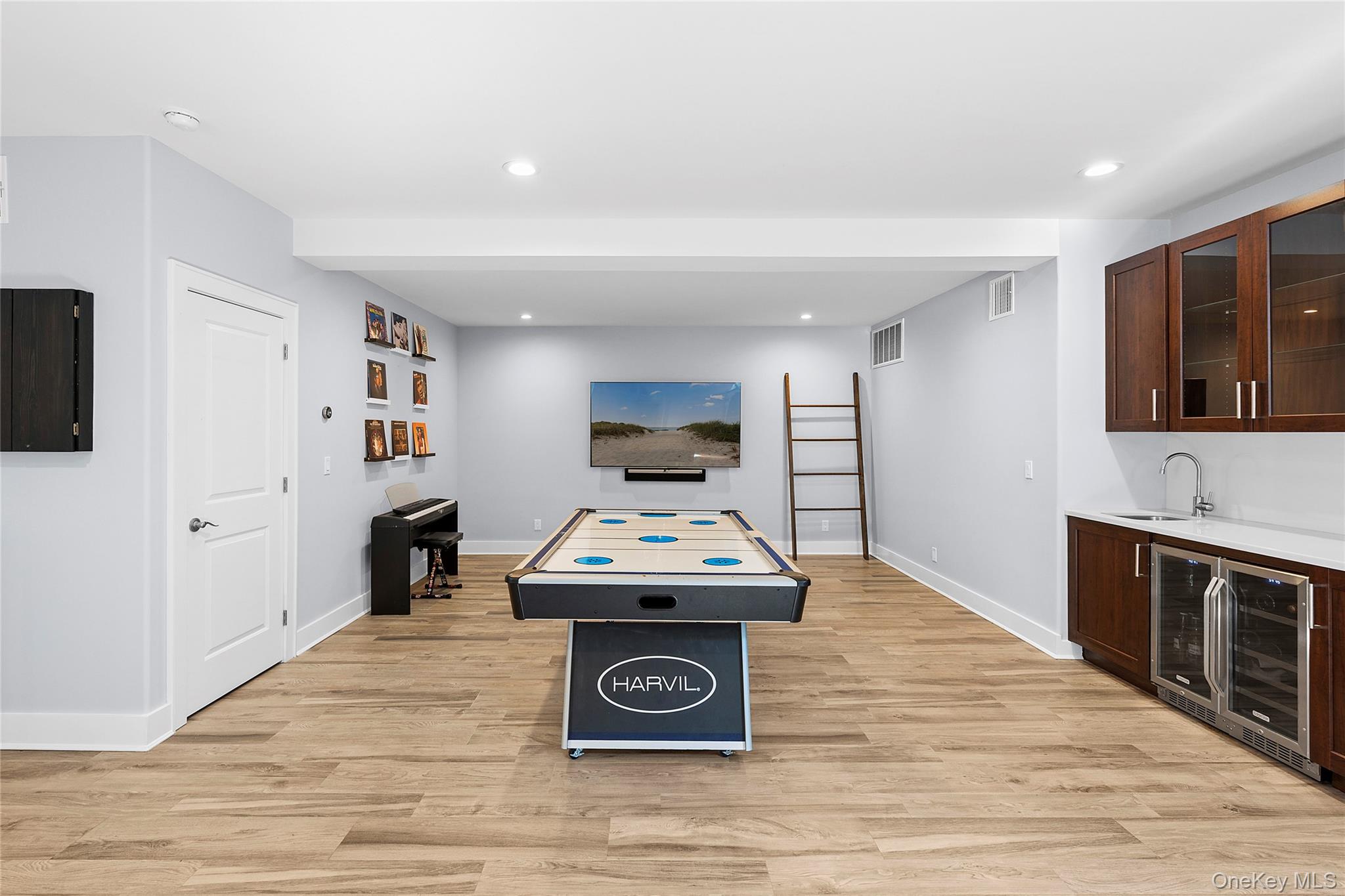 2360 Marlene Lane, Mattituck, NY 11952